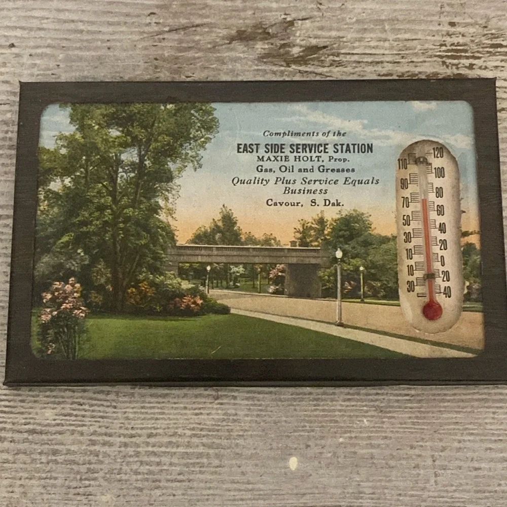 Vintage Framed 'East Side Service Station' Thermometer Wall Advertisement